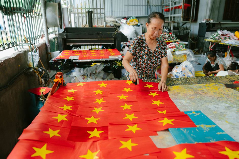 printing_factory_workshop_27893031
